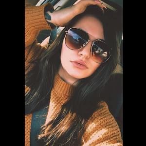 Meet your Posher, Maritza